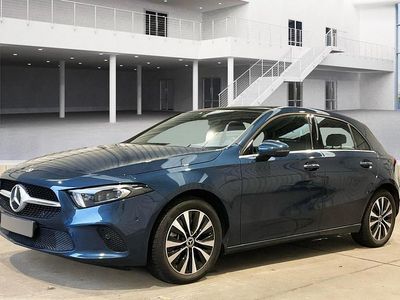 Usado Mercedes A250 Style 218 HP (160 kW) 2022 Azul