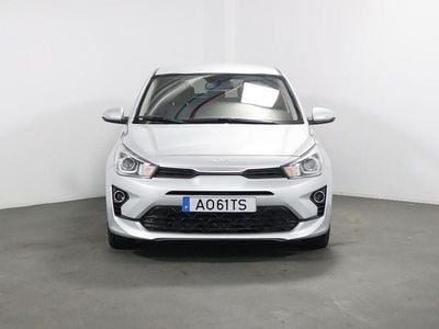 Cinza Usado 2022 Kia Rio | € 14.990 (Preço justo)