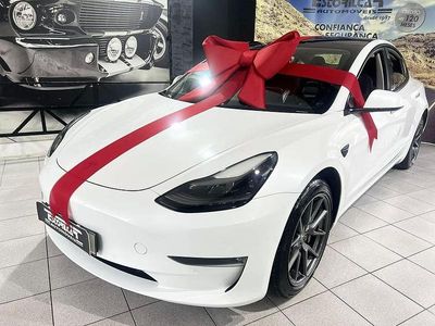 Branco Usado 2021 Tesla Model 3 Long Range AWD Sedan | € 29.700 (Preço justo)