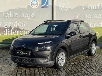 Cinzento Usado 2015 Citroën C4 Cactus Citadino | € 12.000 (Preço justo)