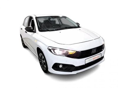 Branco Usado 2022 Fiat Tipo City Life Sedan | € 12.490 (Preço justo)