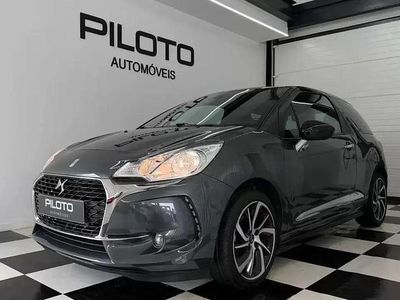 Usado DS Automobiles DS3 110 HP (80 kW) 2017 Cinzento Citadino