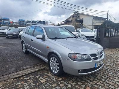 Cinza Usado 2005 Nissan Almera Citadino | € 4.750