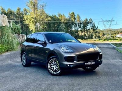 Porsche Cayenne S E-Hybrid