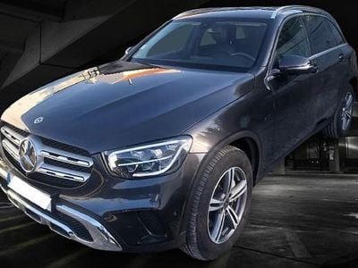 Mercedes GLC300