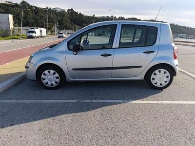 Usado Renault Modus 101 HP (74 kW) 2007 Cinzento Monovolume