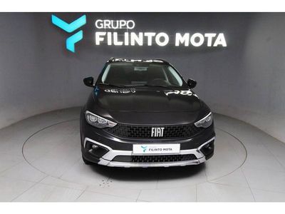 Usado Fiat Tipo Cross 101 HP (74 kW) 2023 Preto Sedan