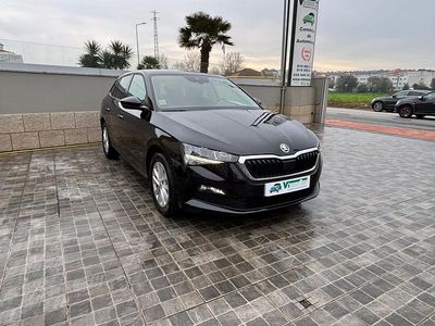 Preto Usado 2023 Skoda Scala Ambition Citadino | € 21.495 (Preço justo)