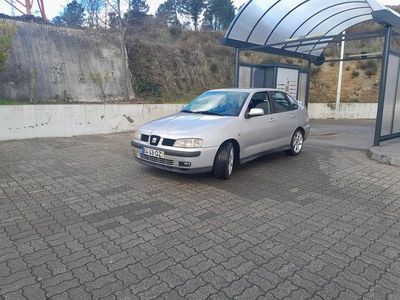 Usado Seat Cordoba 110 HP (80 kW) 2001 Sedan
