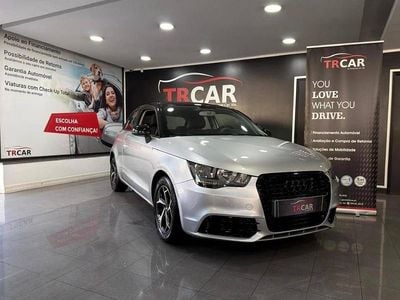 Cinza Usado 2011 Audi A1 Sport Citadino | € 10.900 (Preço justo)