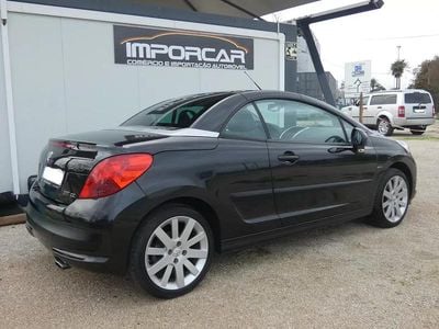Usado Peugeot 207 CC Sport 110 HP (80 kW) 2007 Preto Cabrios