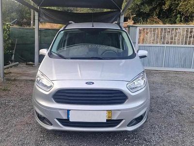 Ford Courier