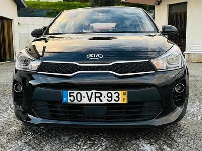 Usado Kia Rio 84 HP (61 kW) 2018 Preto Citadino