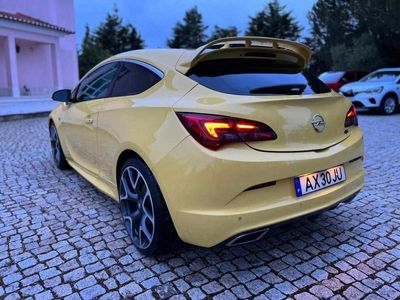 Opel Astra GTC