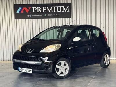 Preto Usado 2011 Peugeot 107 Citadino | € 6.500 (Preço justo)