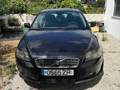 Volvo S40