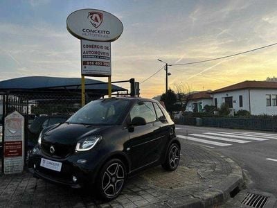 Usado Smart ForTwo Cabrio Passion 90 HP (66 kW) 2017 Preto Cabrios