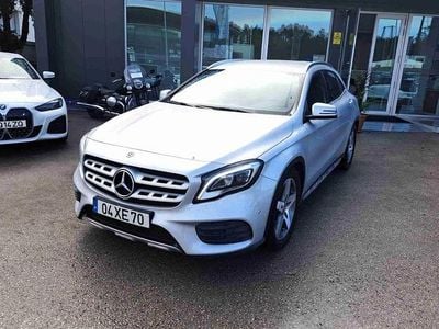 Cinzento Usado 2019 Mercedes GLA220 AMG line SUV | € 30.490