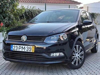 Preto Usado 2015 VW Polo Trendline Citadino | € 8.900 (Super Preço)