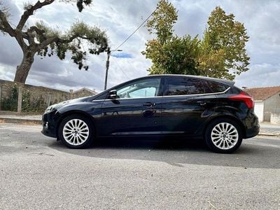 Usado 2014 Ford Focus Sedan | € 10.500 (Preço elevado)