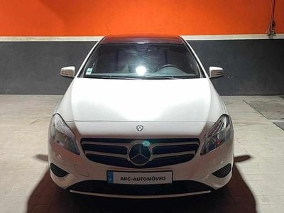 Usado Mercedes A160 90 HP (66 kW) 2014 Branco