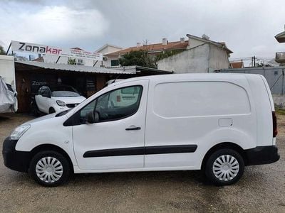 Branco Usado 2016 Peugeot Partner Monovolume | € 10.750 (Preço elevado)