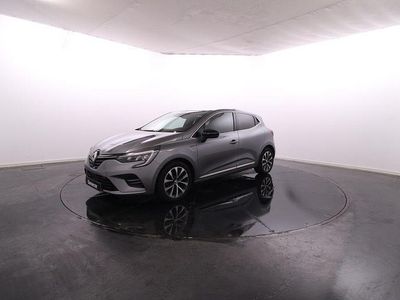 Cinza Usado 2023 Renault Clio V Techno | € 19.950 (Caro)