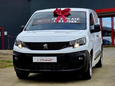 Usado Peugeot Partner 102 HP (75 kW) 2022 Branco glaciar Monovolume