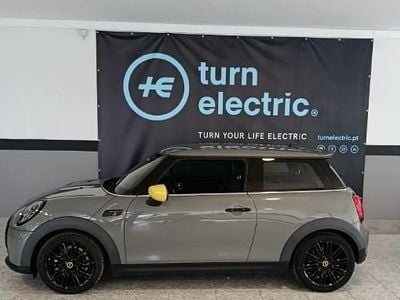 Cinzento Usado 2022 Mini Cooper Citadino | € 19.500 (Bom preço)