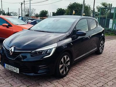 Usado Renault Clio V Evolution 91 HP (66 kW) 2023 Preto