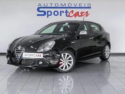 Usado Alfa Romeo Giulietta Exclusive 105 HP (77 kW) 2014 Preto Citadino