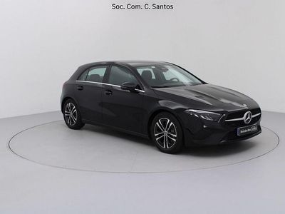 Usado Mercedes A180 Advanced 116 HP (85 kW) 2025 Preto Sedan