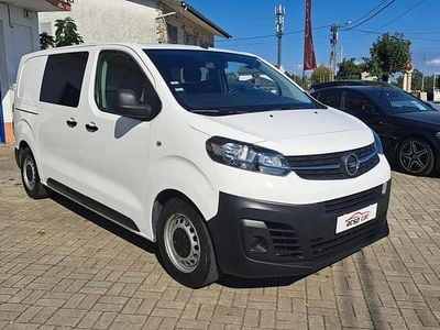 Branco Usado 2022 Opel Vivaro Monovolume | € 28.900 (Caro)
