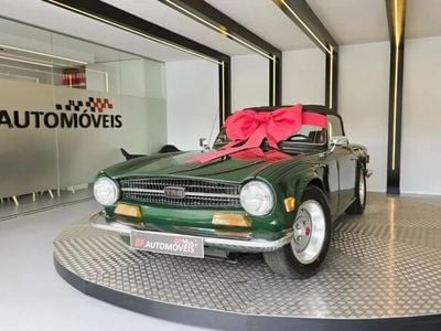 Usado Triumph TR6 152 HP (111 kW) 1970 Verde Cabrios