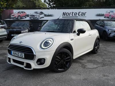 Usado Mini John Cooper Works Premium 136 HP (100 kW) 2021 Bege Citadino