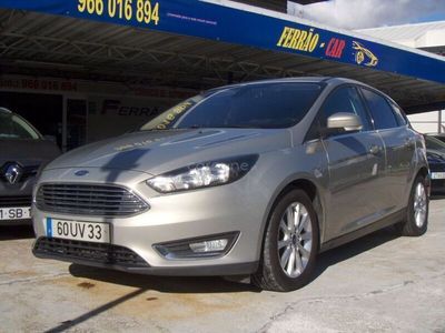 usado Ford Focus 1.5 TDCi Titanium