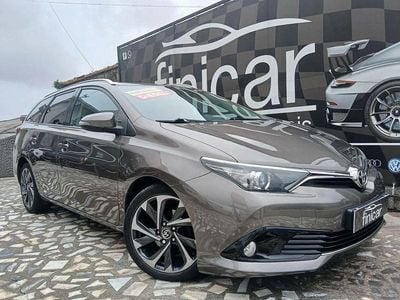 Usado Toyota Auris 90 HP (66 kW) 2016 Castanho Carrinha