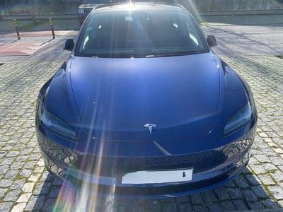 Usado 2024 Tesla Model 3 Standard Range Sedan | € 32.900 (Preço elevado)