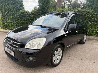 Usado Kia Carens 140 HP (102 kW) 2010 Monovolume