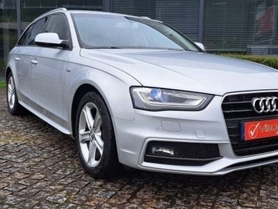 Cinza met. Usado 2014 Audi A4 S-Line Carrinha | € 23.750 (Caro)