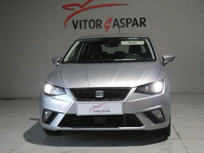 Cinzento Usado 2022 Seat Ibiza Style | € 16.990 (Preço justo)
