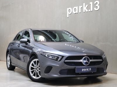 Cinza Usado 2019 Mercedes A180 Style Sedan | € 21.850 (Super Preço)