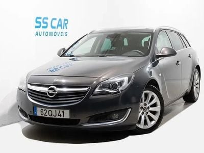 Cinza Usado 2015 Opel Insignia Executive Carrinha | € 8.450