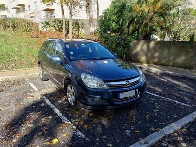 Cinzento Usado 2007 Opel Astra Sedan | € 4.000 (Preço justo)