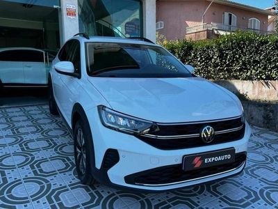 Usado VW Taigo 95 HP (69 kW) 2023 Branco cinzento SUV
