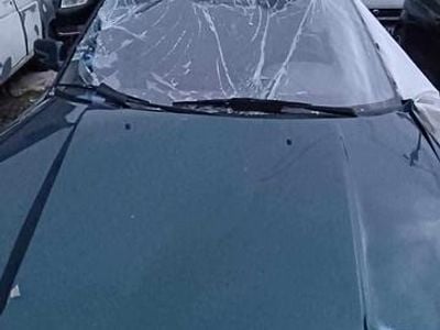 Usado Mazda 323 88 HP (64 kW) 1994 Verde Citadino