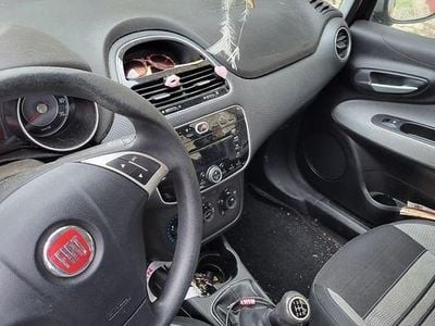 Usado 2011 Fiat Punto Citadino | € 5.000