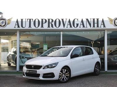 Branco Usado 2020 Peugeot 308 Style Citadino | € 18.900 (Preço elevado)