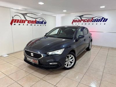 Usado Seat Leon Style 110 HP (80 kW) 2021 Cinzento