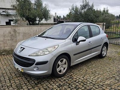 Usado Peugeot 207 88 HP (64 kW) 2007